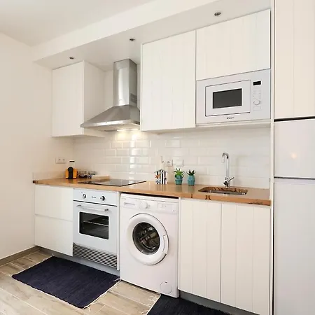 Sea & Sun Ii Nazaré